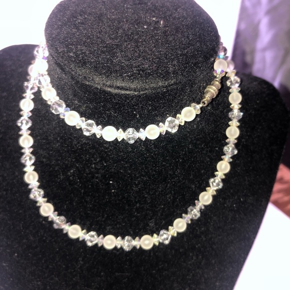 Aurora Borealis Two Strand Necklace. Lovely vintage necklace - preloved. - Picture 5 of 6